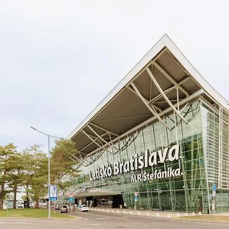 Terminal Breeze Διαμέρισμα Μπρατισλάβα